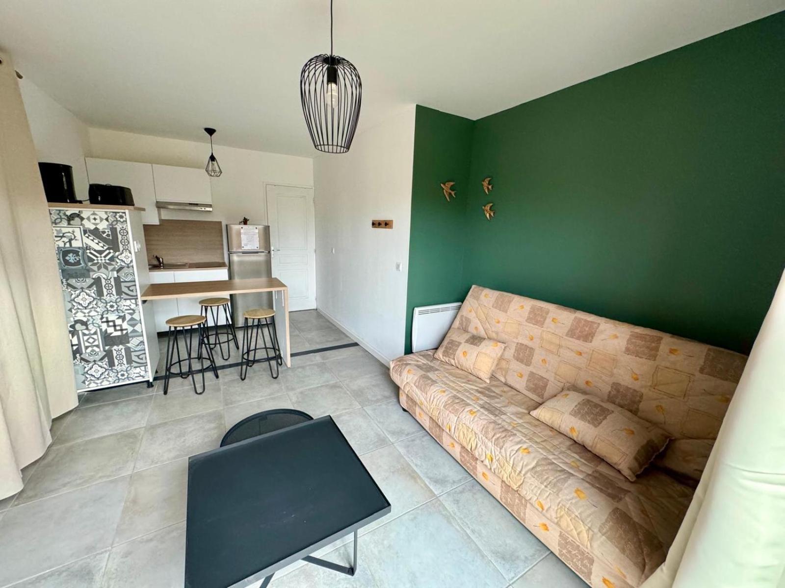 Studio Avec Exterieur Ombrage Сен-Марсель-ле-Валанс Экстерьер фото